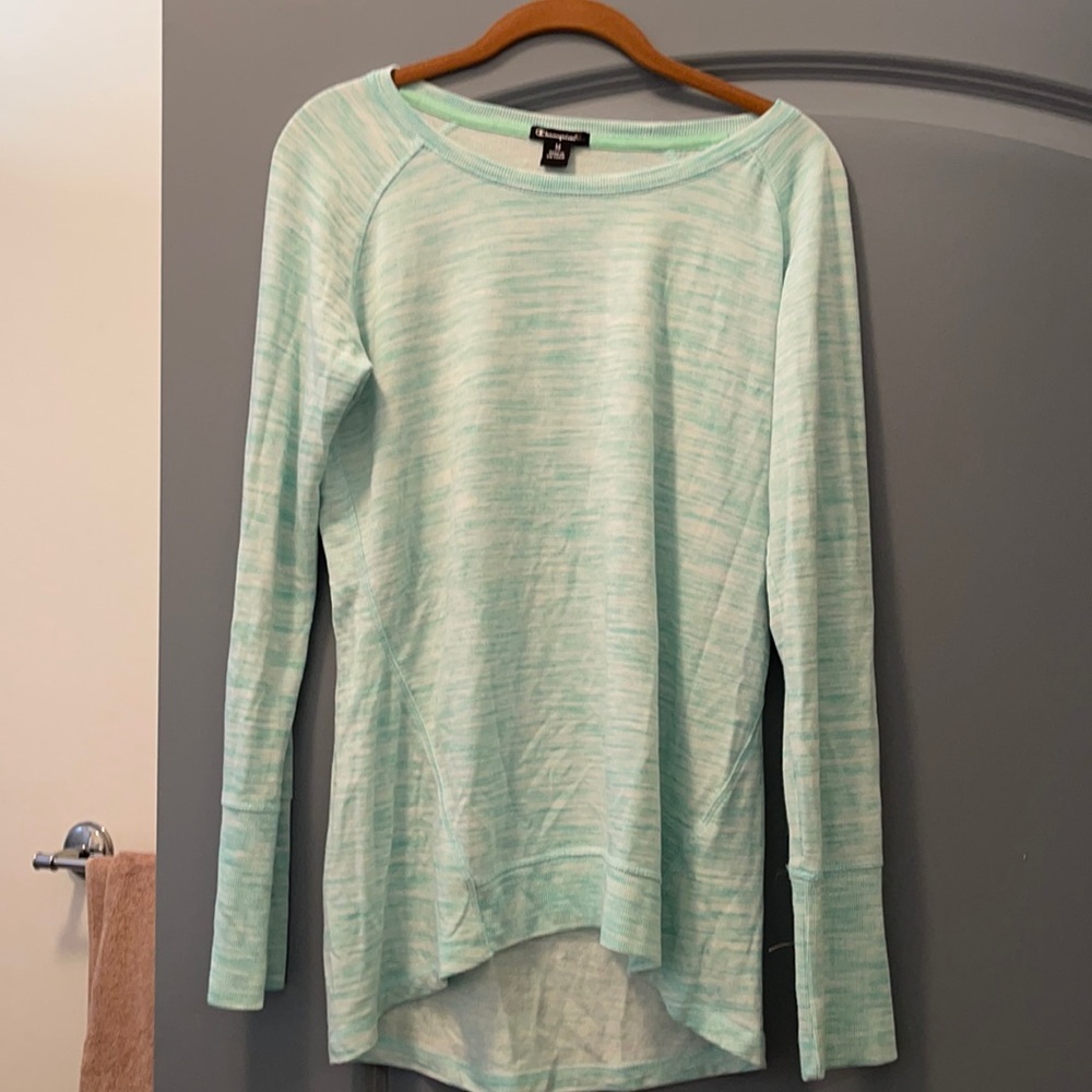 Champion Medium Long sleeve yoga top green with white